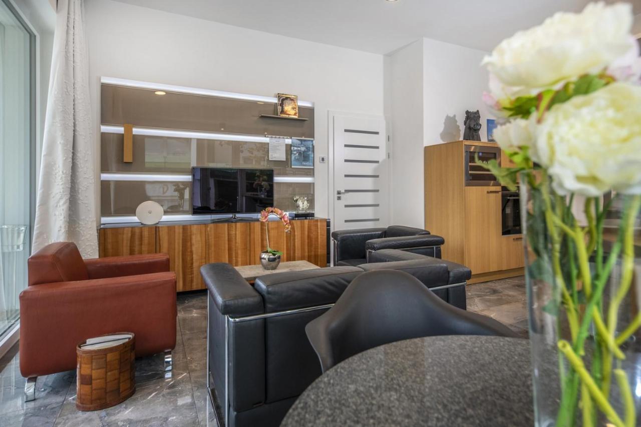 Flavius Spa Residence เฮวิซ ภายนอก รูปภาพ