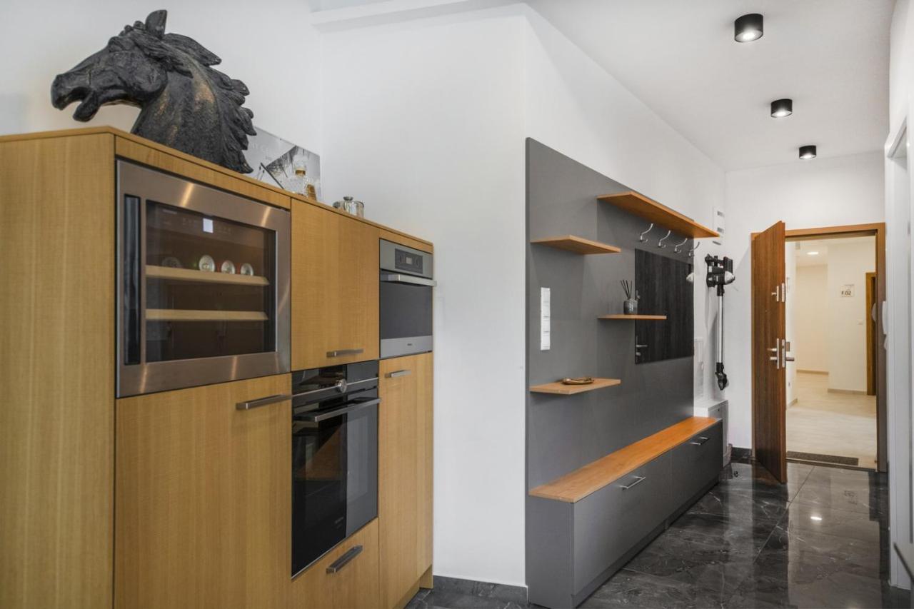 Flavius Spa Residence เฮวิซ ภายนอก รูปภาพ