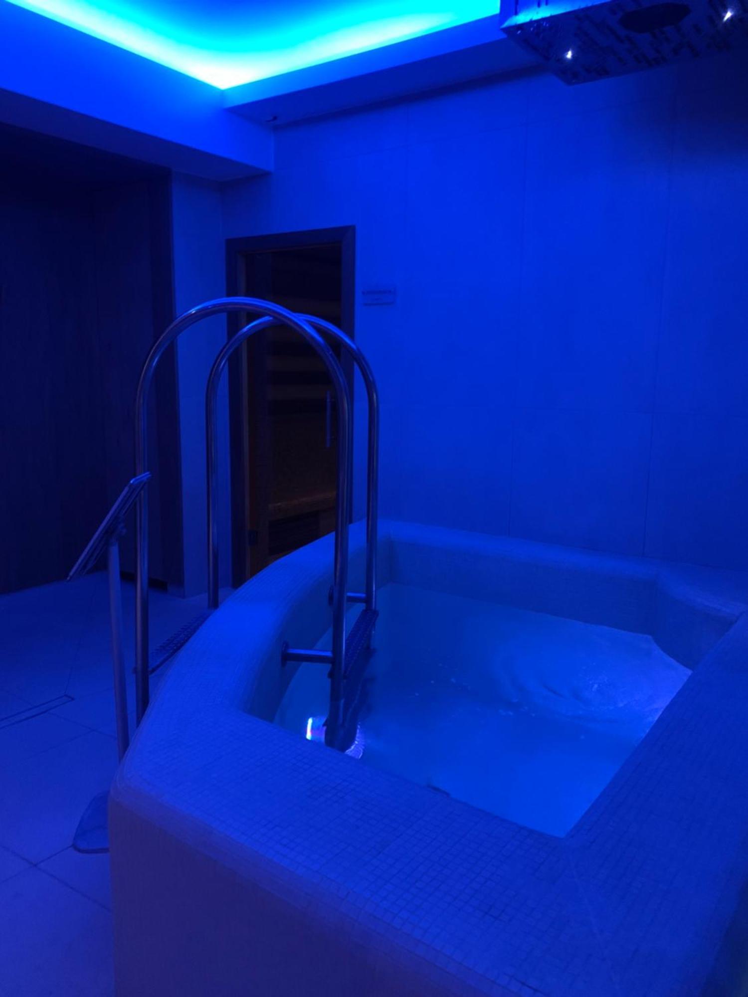 Flavius Spa Residence เฮวิซ ภายนอก รูปภาพ